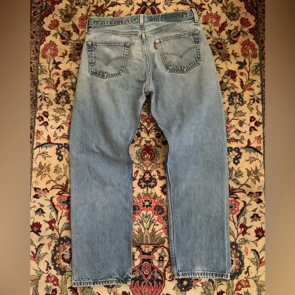 Vintage 1990s Levi’s 501 jeans - 33”x30” - Picture 5 of 8